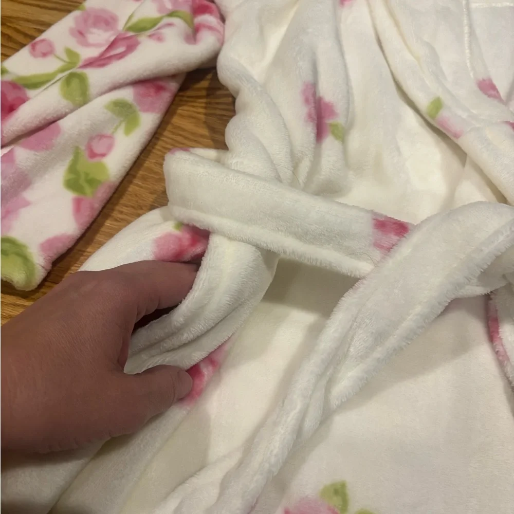 NEW Women’s Fleece Robe Sz L - Picture 4 of 5